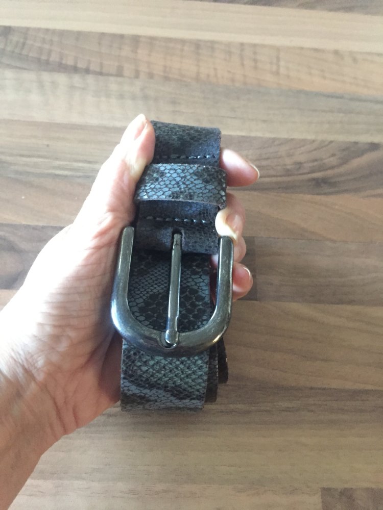 S.Oliver Leder Gürtel Gr.90 grau braun Snakeprint Neu