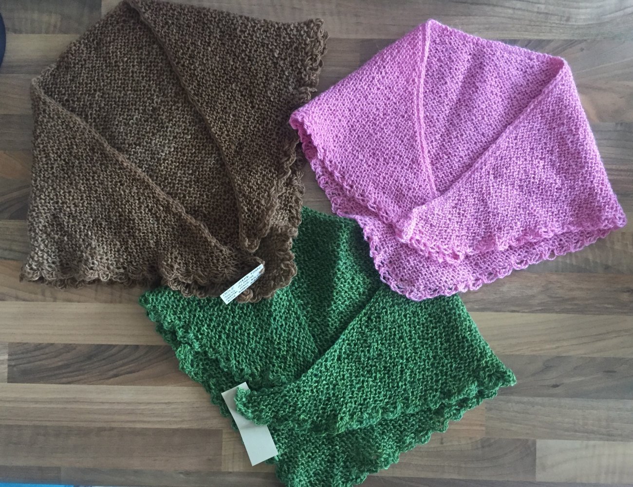 Baby Alpaka Wollschal Kragen Handgestrickt aus Chile Cappuccino rosa