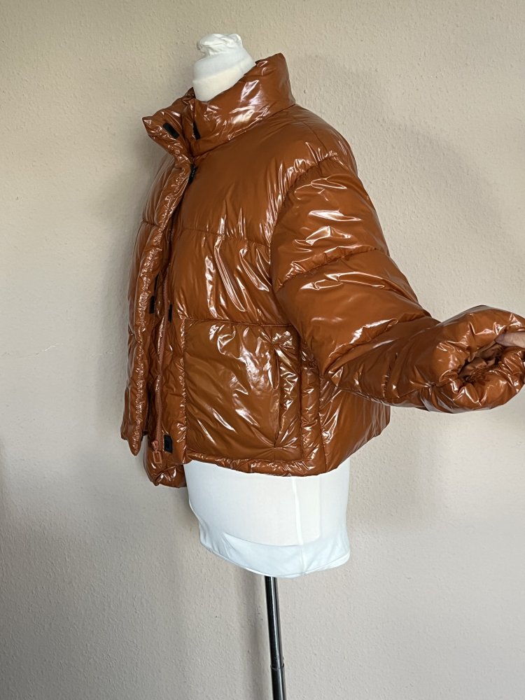 Esprit Puffer Jacke Gr.S Hochglanz mit Reißverschlüsse + Druckknöpfe am Saum raffbar,