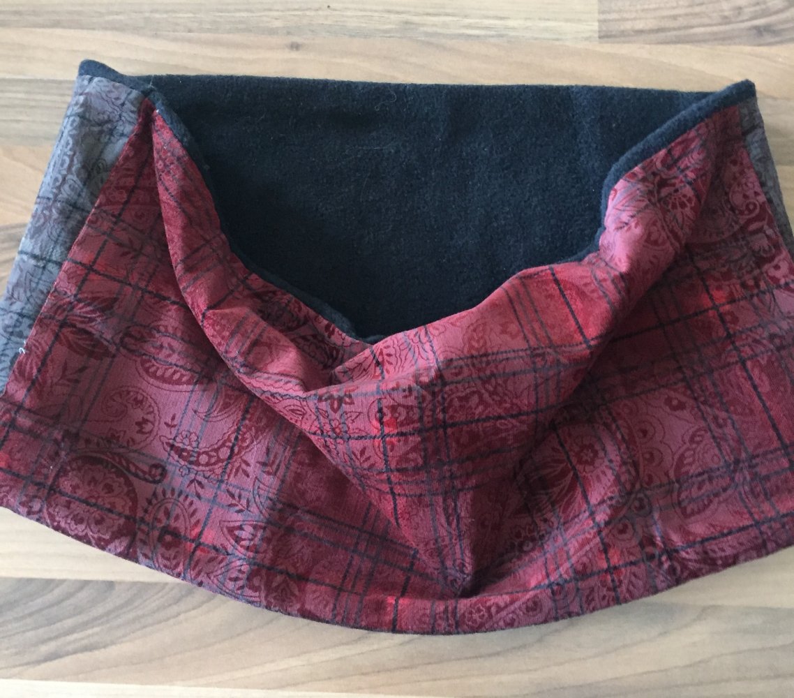 3 in 1 Loopschal DIY außen Feincord Samt innen Fleece warm kuschelig und sehr wandelbar