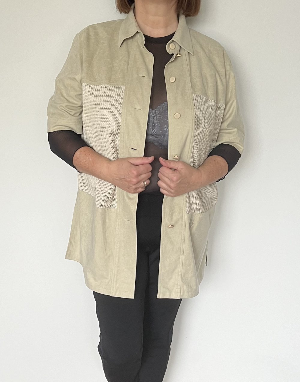 Ara Alcantara Strickwesten Jacke Gr.44 mit Goldknöpfen