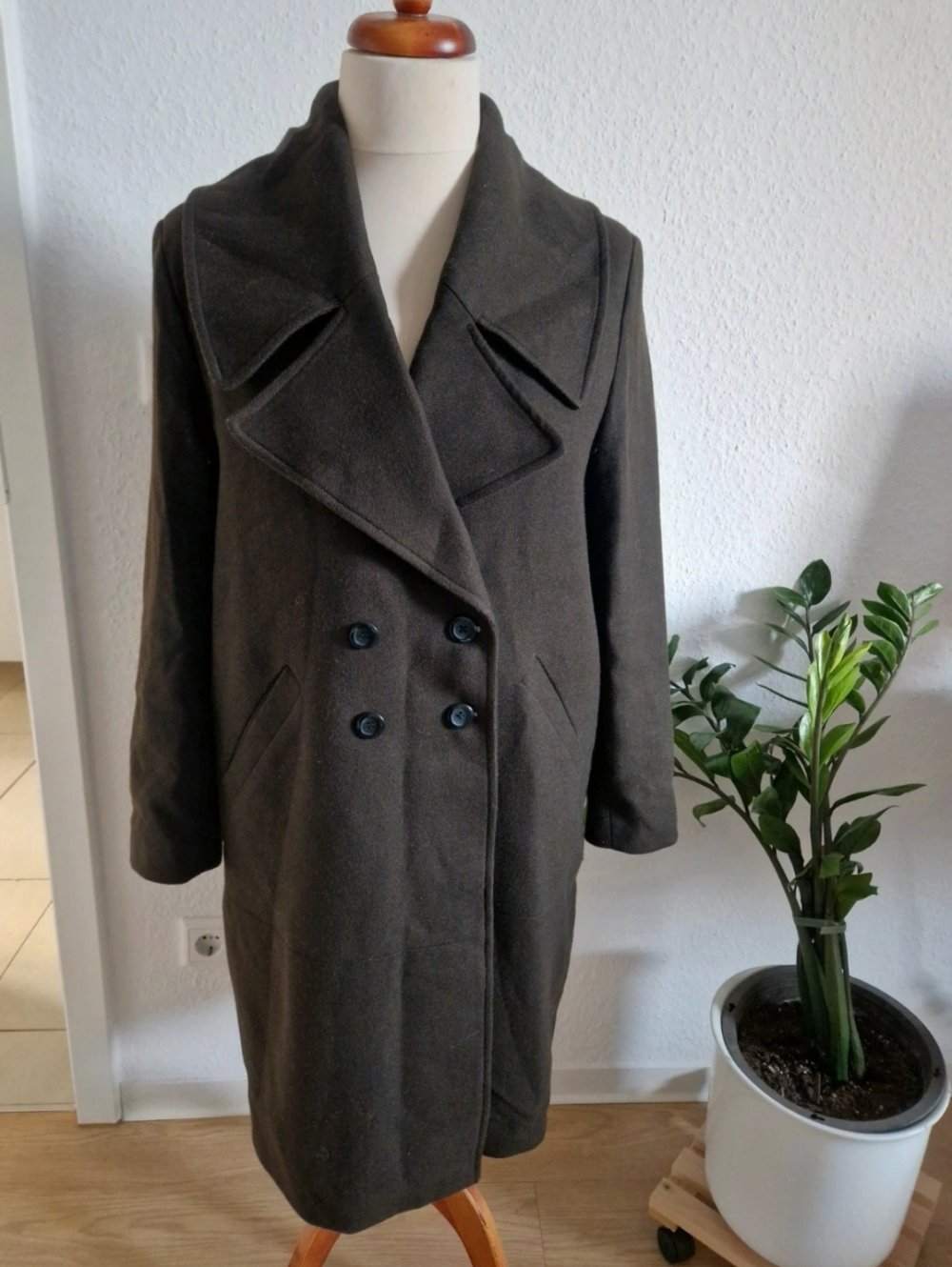 Dünnerer Mantel armygrün