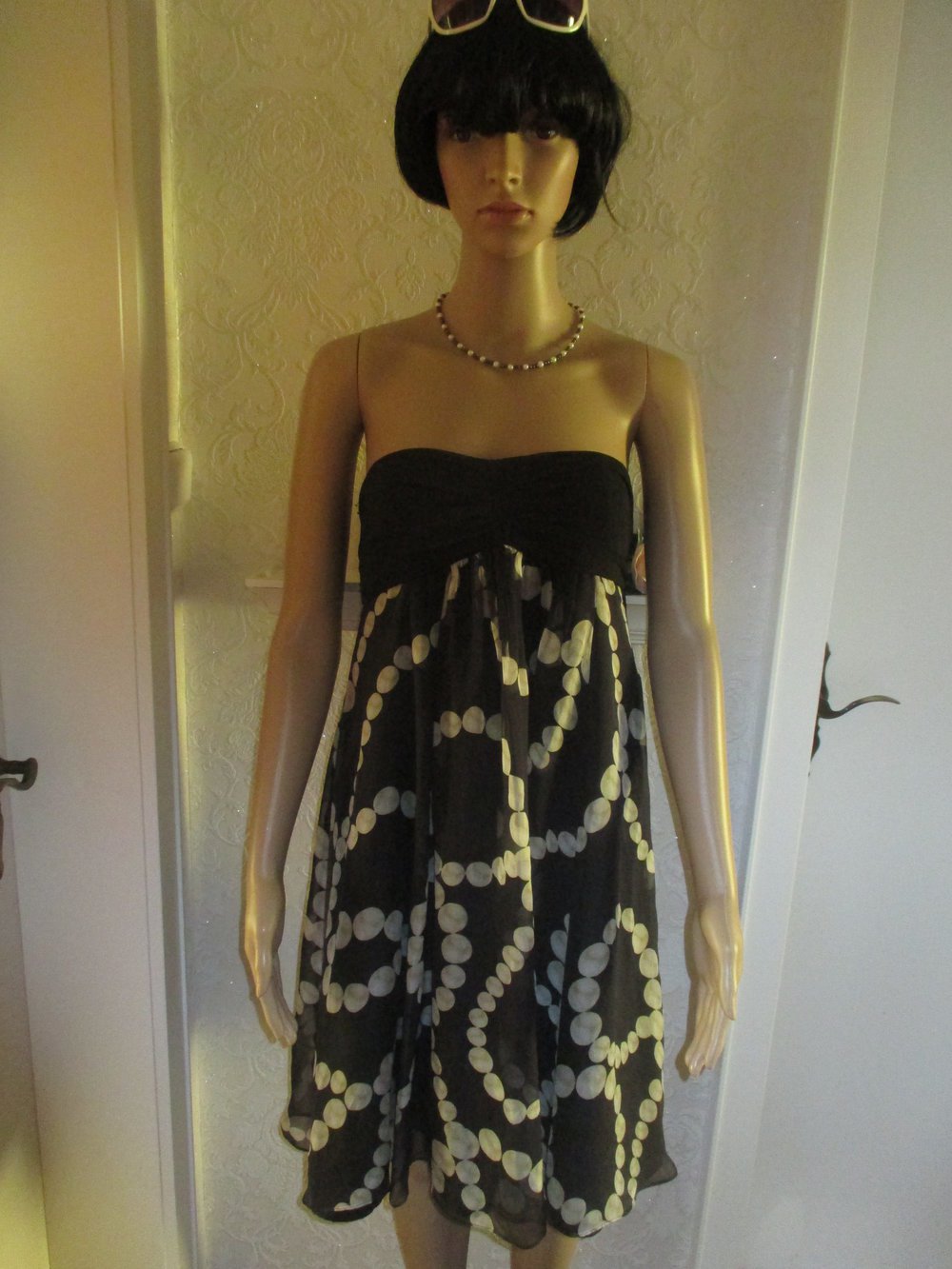 NEUw * Cocktail * Ausgeh * Anlass * Seiden- Chiffon * Punkte * Polka Dots * Tupfen * Bustier * Baby Doll * Kleid 