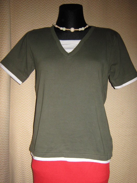 NEUw * Hautfreundlich und Schadstoff- Geprüft * Kurzarm * T- Shirt * Gr. 38- 40/ S- M * oliv- khaki- grün *