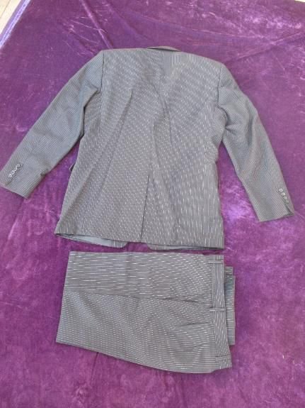 NEU mit ETIKETT * Gesellschafts * Dinner * Hochzeits * Anlass * Ausgeh * Business * Schurwolle * Nadelstreifen * ANZUG ''strellson'' Original * Gr. 48- 50/ M * schwarz * weiß *