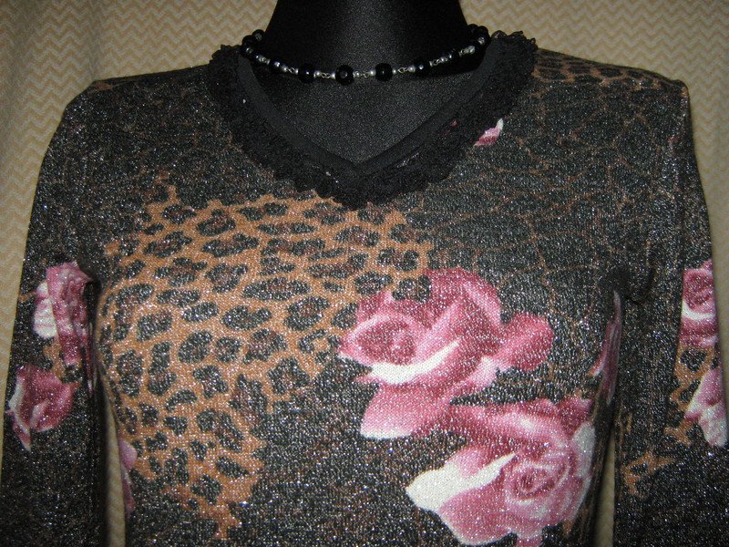 NEU * Lurex Glitzer * Rosen * Romantik * Animal- Style * Feinstrick- Pullover 