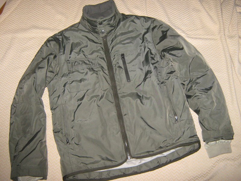 NEU * Sportiv * stylisch * Herren oder auch Damen * Unisex * wie Daunen Jacke 
