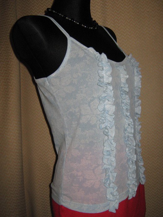 NEU * Edel * sexy * Rüschen * Romantik * Blüten * Spaghetti * Träger- Top 