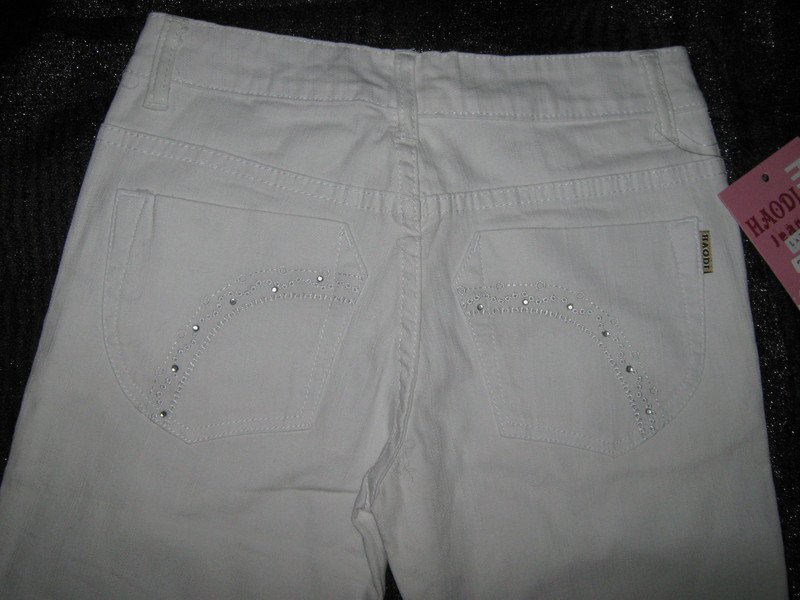 NEU mit ETIKETT * Glitzer * Stickerei * Swarovski * Strass * Kristalle * Capri * 3/4 * Jeans- Hose 