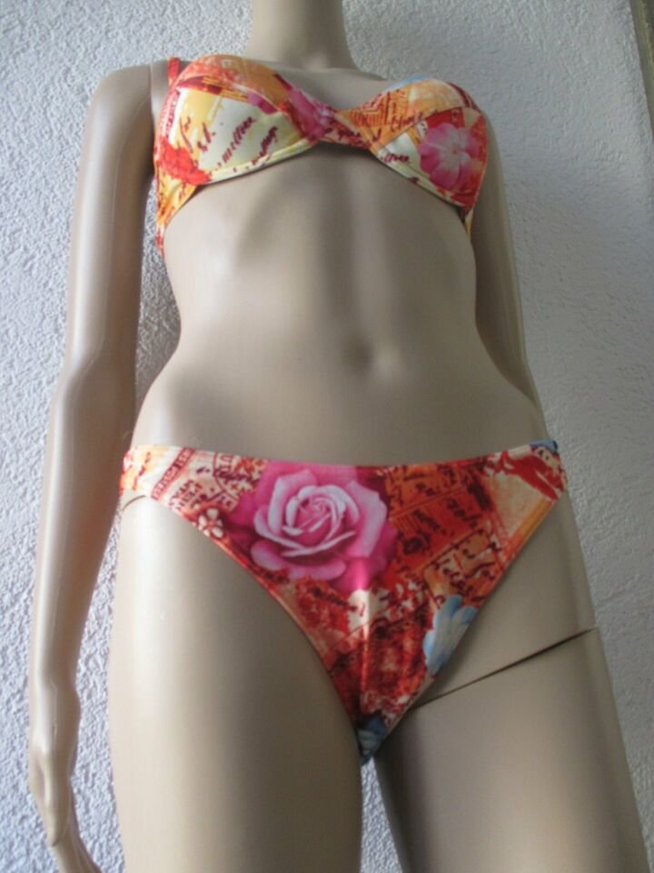 NEU * ungetragen * Rosen Romantik * Bügel * Neckholder * Bikini 