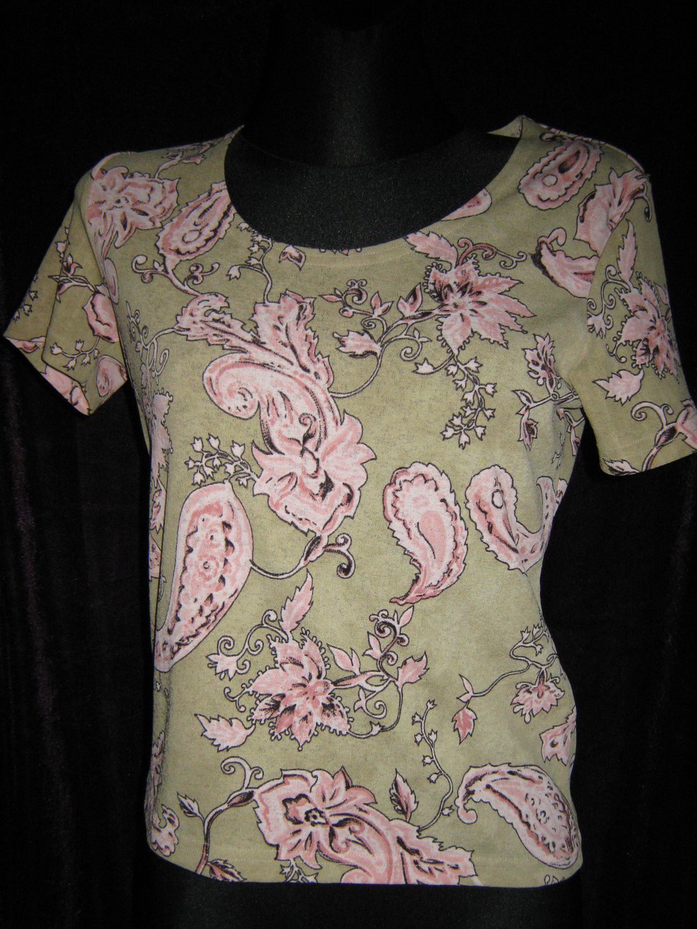 NEU * Blüten * Flower- Power * Barock-Style * DESIGNER * Bodycon * T- Shirt * Gr. 38- 40, 42/ S- M * creme-beige * rosè-quarz *