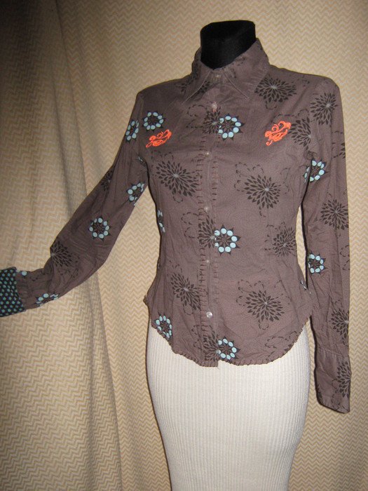NEU * Ausgefallen * Blumen * Blüten * Flower- Power * Hemd- Bluse 