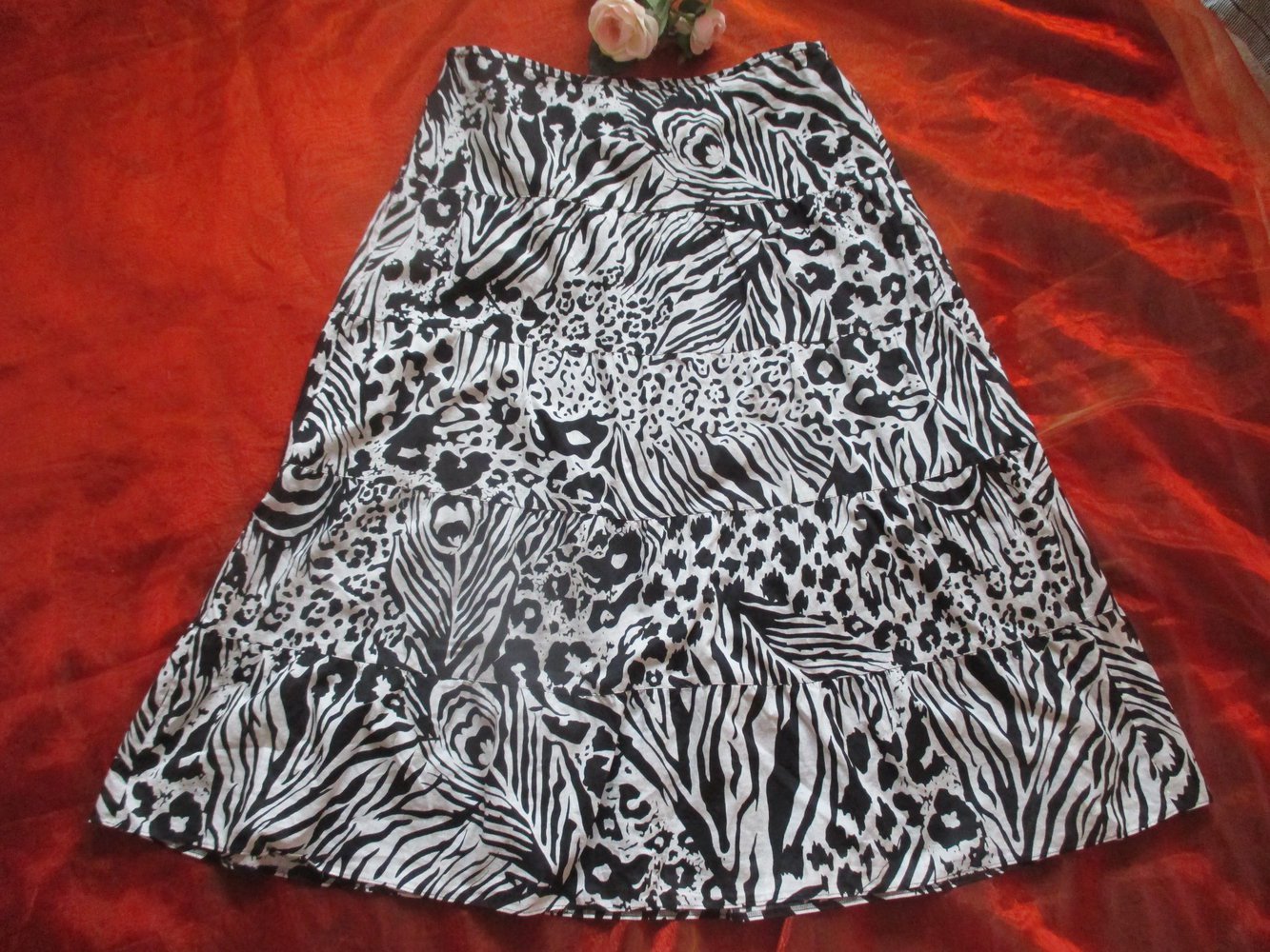NEU * Romantik * Blumen * Blüten * Flower- Power * Animal * Leo * Zebra * Teller * Midi * Rock 