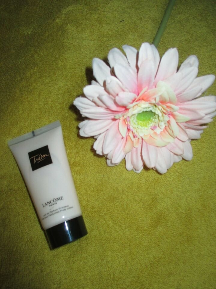 NEU und unbenutzt * Body Cream * Bodycream * Körpercremè * Körpermilch *  Bodylotion 