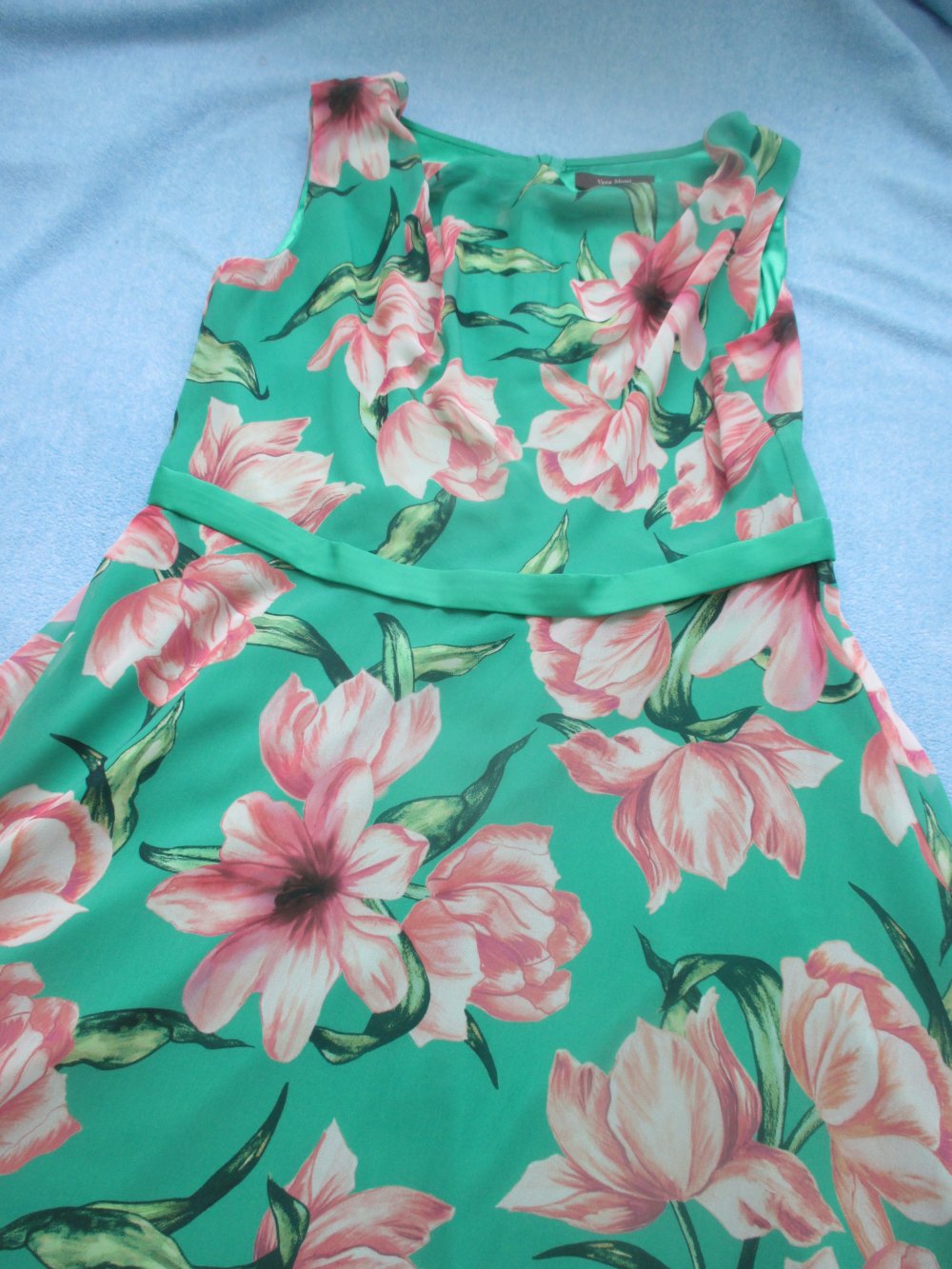 NEU * Blumen * Blüten* Flower Power * Seiden- Chiffon * Anlass * Cocktail * A-Linie * Midi * Träger- Kleid 