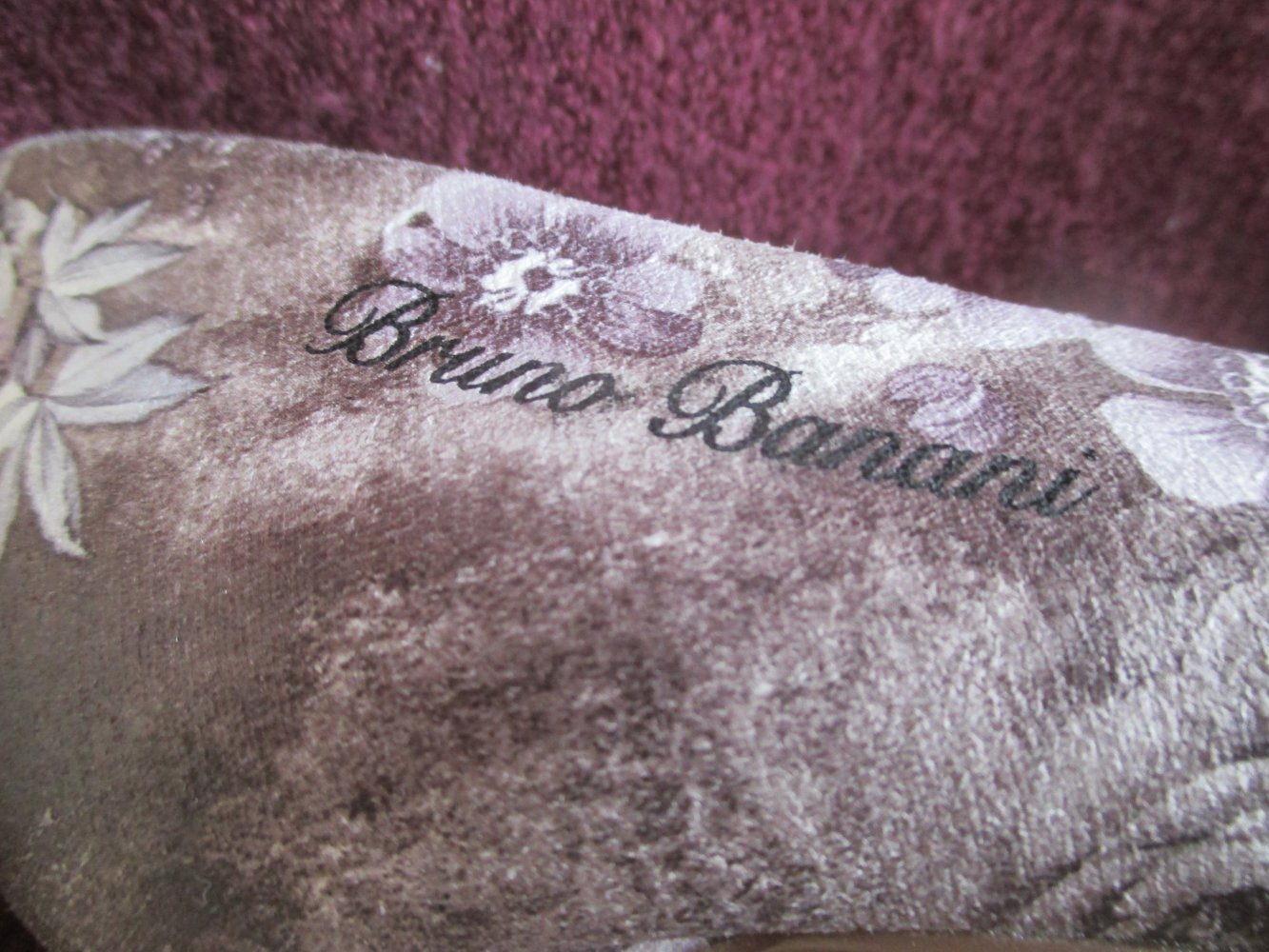 NEU mit Etikett * Ausgefallen * stylisch * Romantik * Rosen * Blüten * Stoff * High Heels * Pumps * Schuhe 