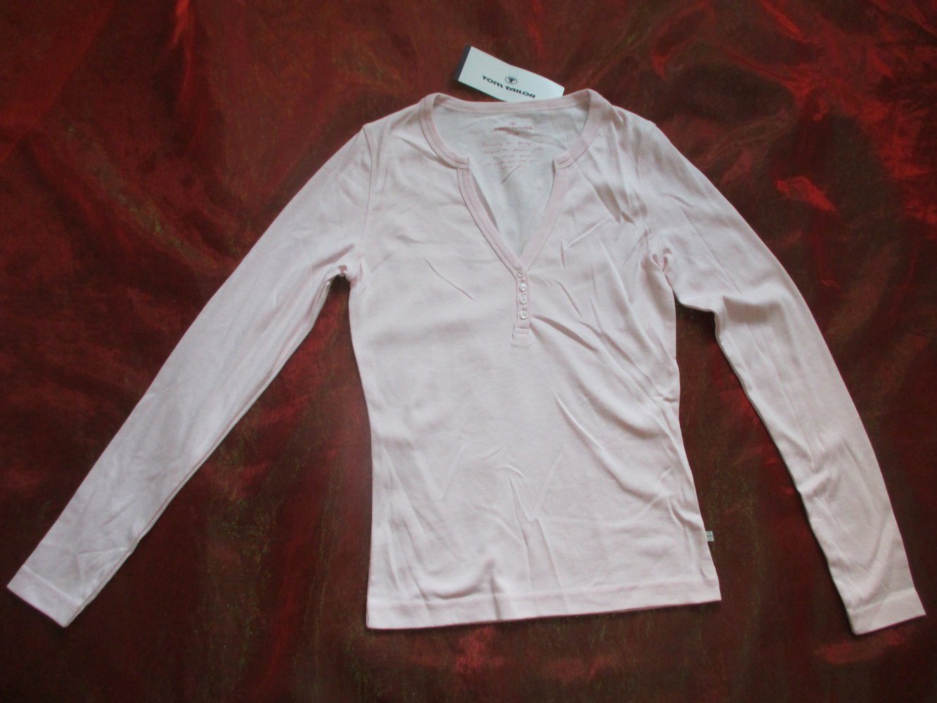NEU mit ETIKETT * Modern * ausgefallen * Baumwolle * Langarm * Longsleeve * T- Shirt mit Knopfleiste 