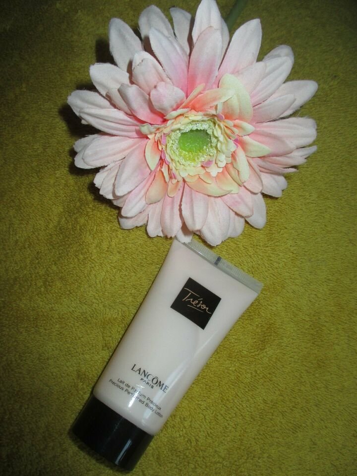 NEU und unbenutzt * Body Cream * Bodycream * Körpercremè * Körpermilch *  Bodylotion 