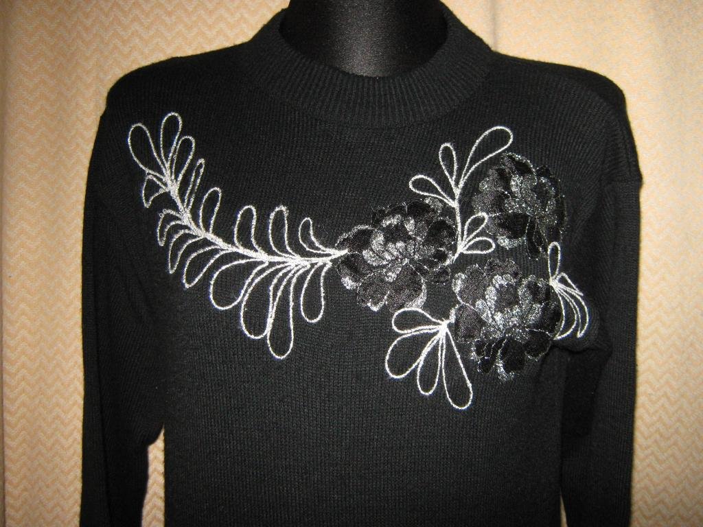 NEUw * Edel * ausgefallen * Original VINTAGE * Blüten * Blumen * Flower- Power * Glitzer Stickerei * Fein- Strick- Pullover 
