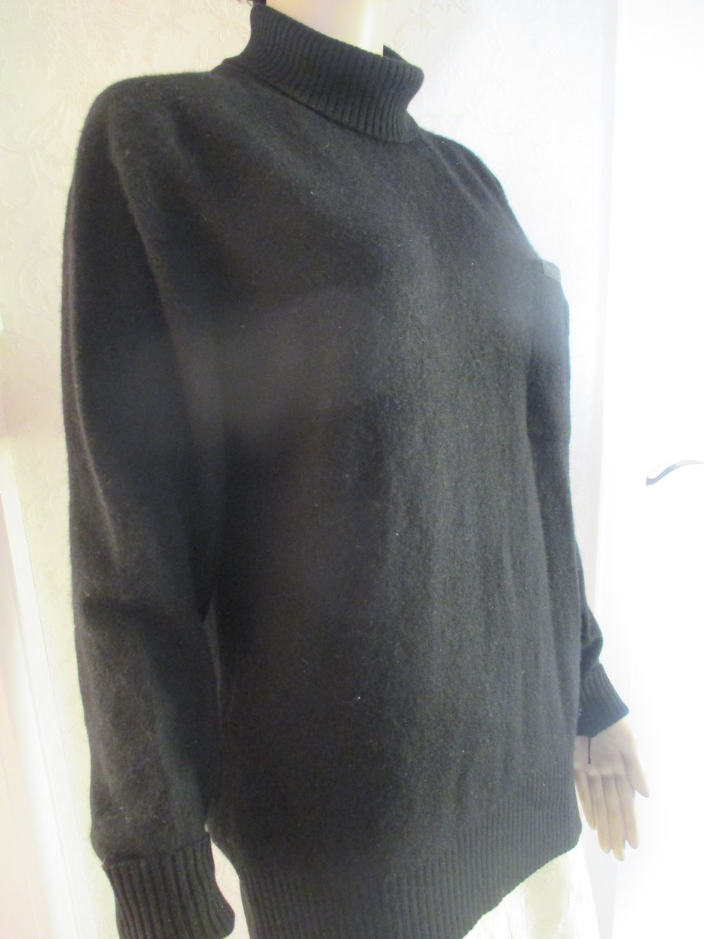 NEUw * Original VINTAGE * Angora * Cashmerè Wolle * Feinstrick * Rollkragen * Pullover ''Made in France'' Gr. 38- 40, 42/ S- M * schwarz * Gothic *