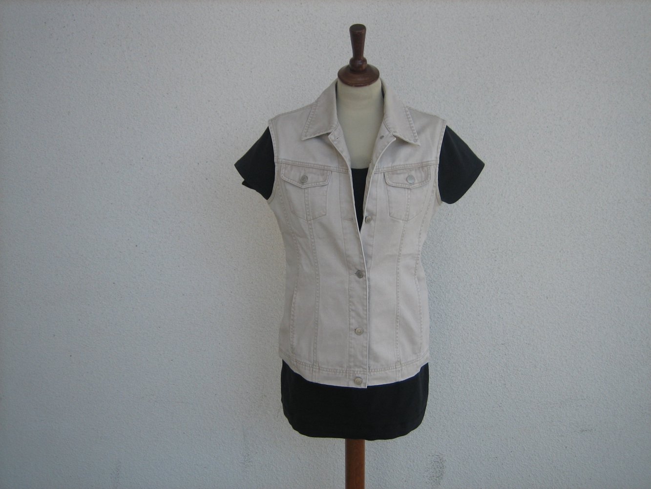 Sportl.-lässige Jeans-Weste Gr. 42, NEU! - vielseitiges, edles Kombi-Teil!