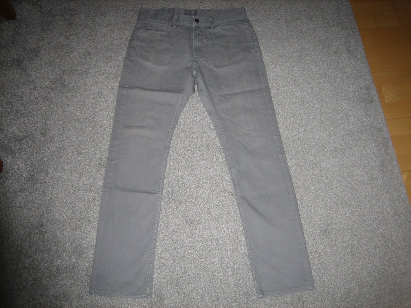 Superlässige Herren-Jeans Gr. 48/50 - Hellgrau - sitzt hervorragend - toll kombinierbar!