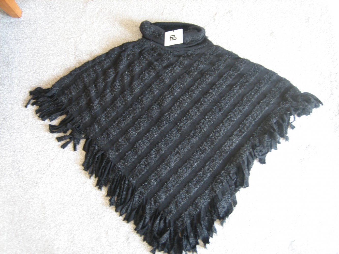 Lässig edler Poncho - one Size - NEU m. Etikett - mega schönes Kombi-Teil!