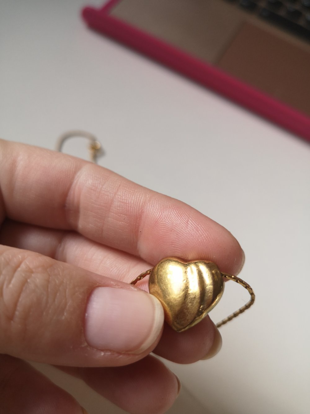 Goldene Kette mit 3D Herzanhänger