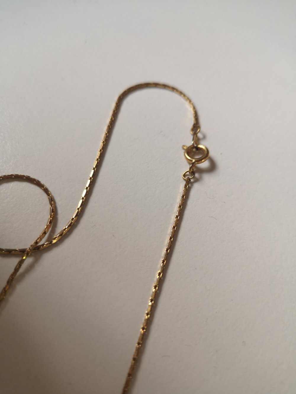 Goldene Kette mit 3D Herzanhänger