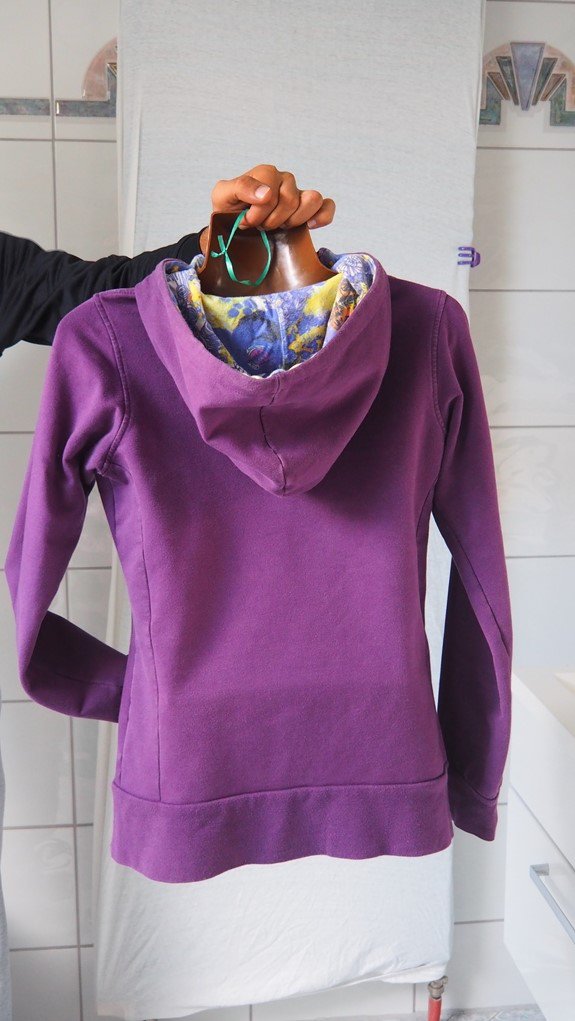 .Element Skaterhoodie Sweatjacke lila mit buntem Logo und Kapuze