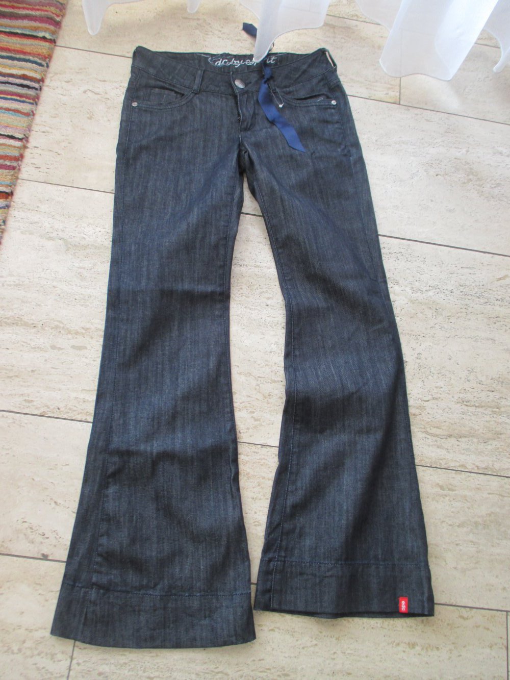 dunkelblaue Jeans von Esprit mit weitem Bein, neu mit Etikett, Gr. 36 / 38