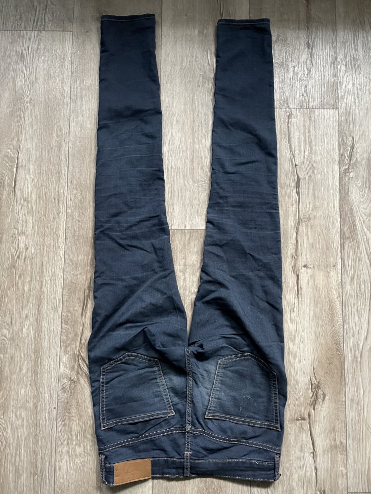 Jeans, Hose, Röhre