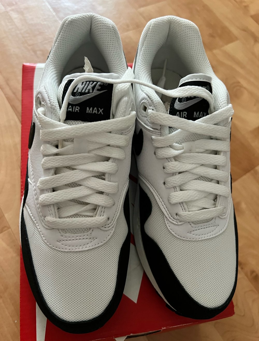 Nike Air Max 1 Essential neu mit OVP