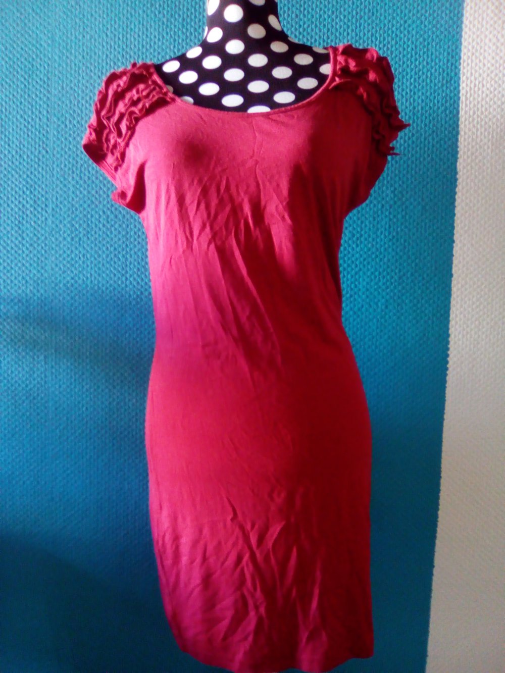 Rotes Minikleid