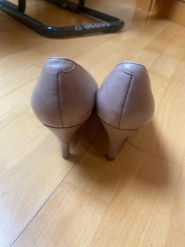 Nude-braun farbige Heels