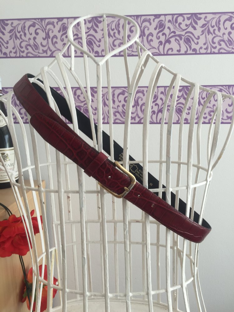 Roter Echtledergürtel 