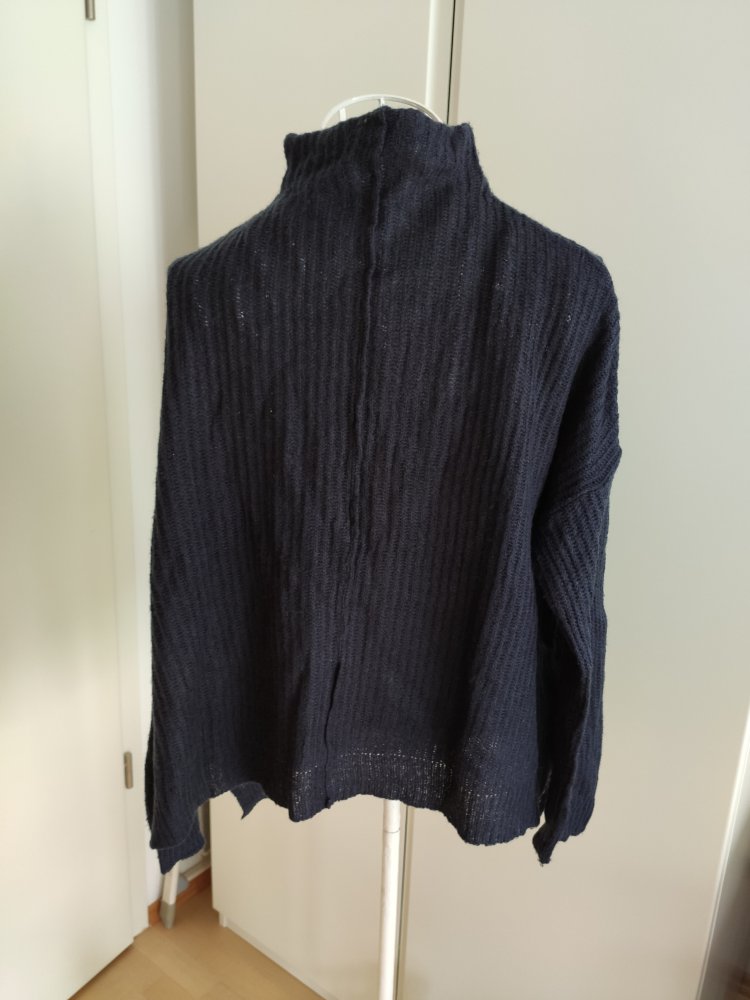 Dunkler Pullover Plussize 