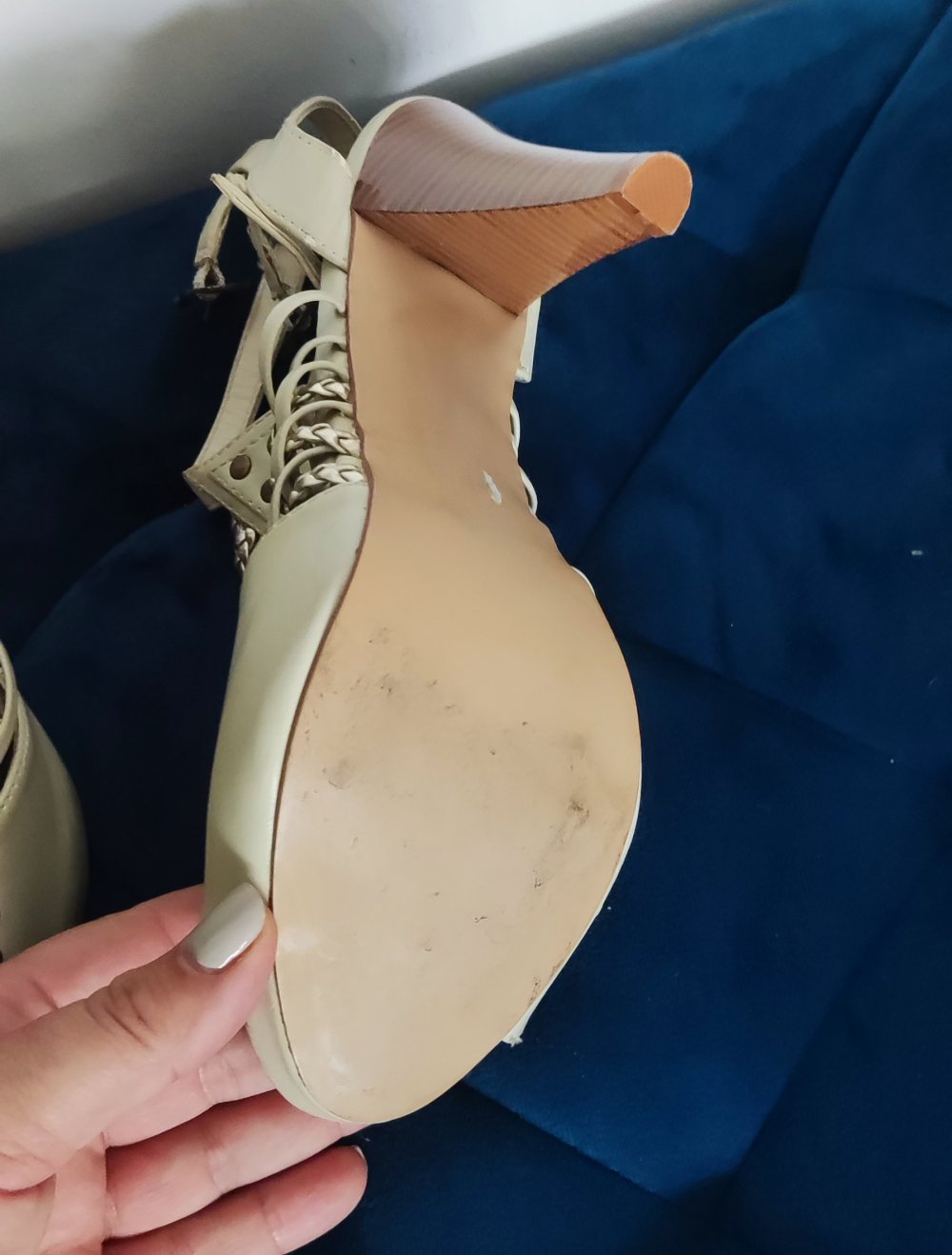Blanco High Heels mit Nieten 39