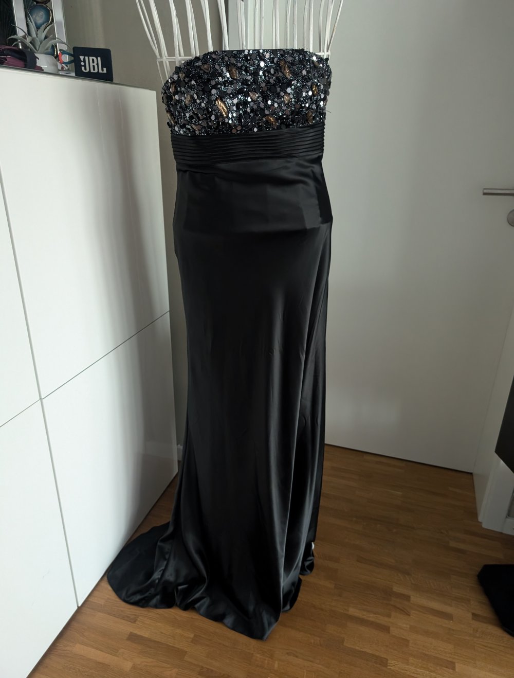 tolles schwarzes Abendkleid Unique 38