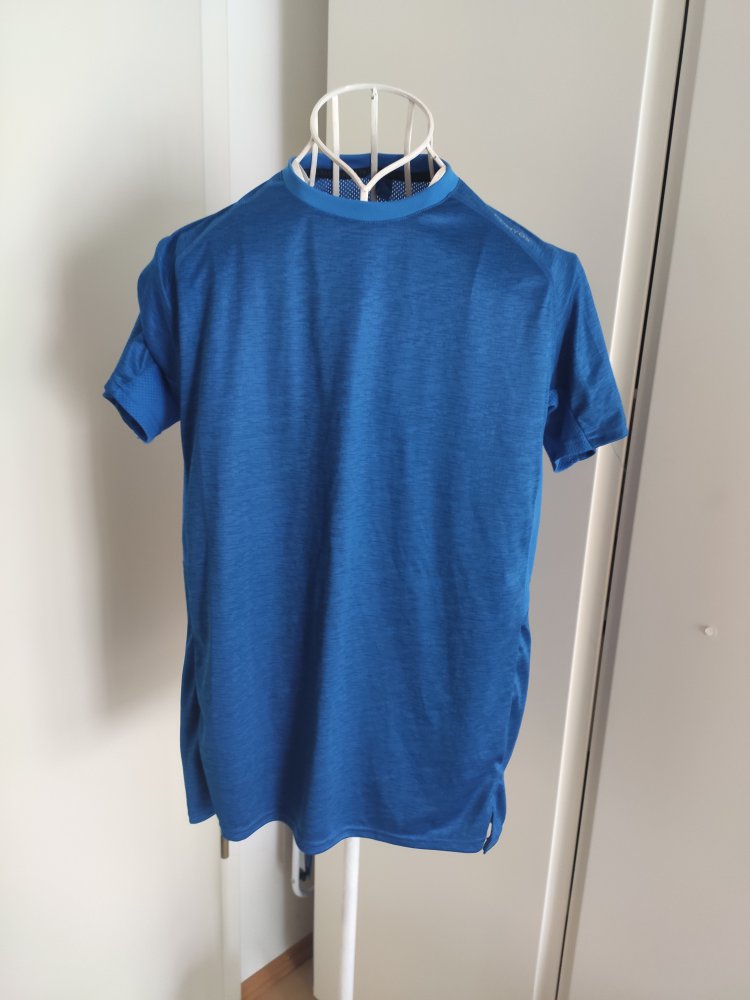 Herren-Sport-Shirt M