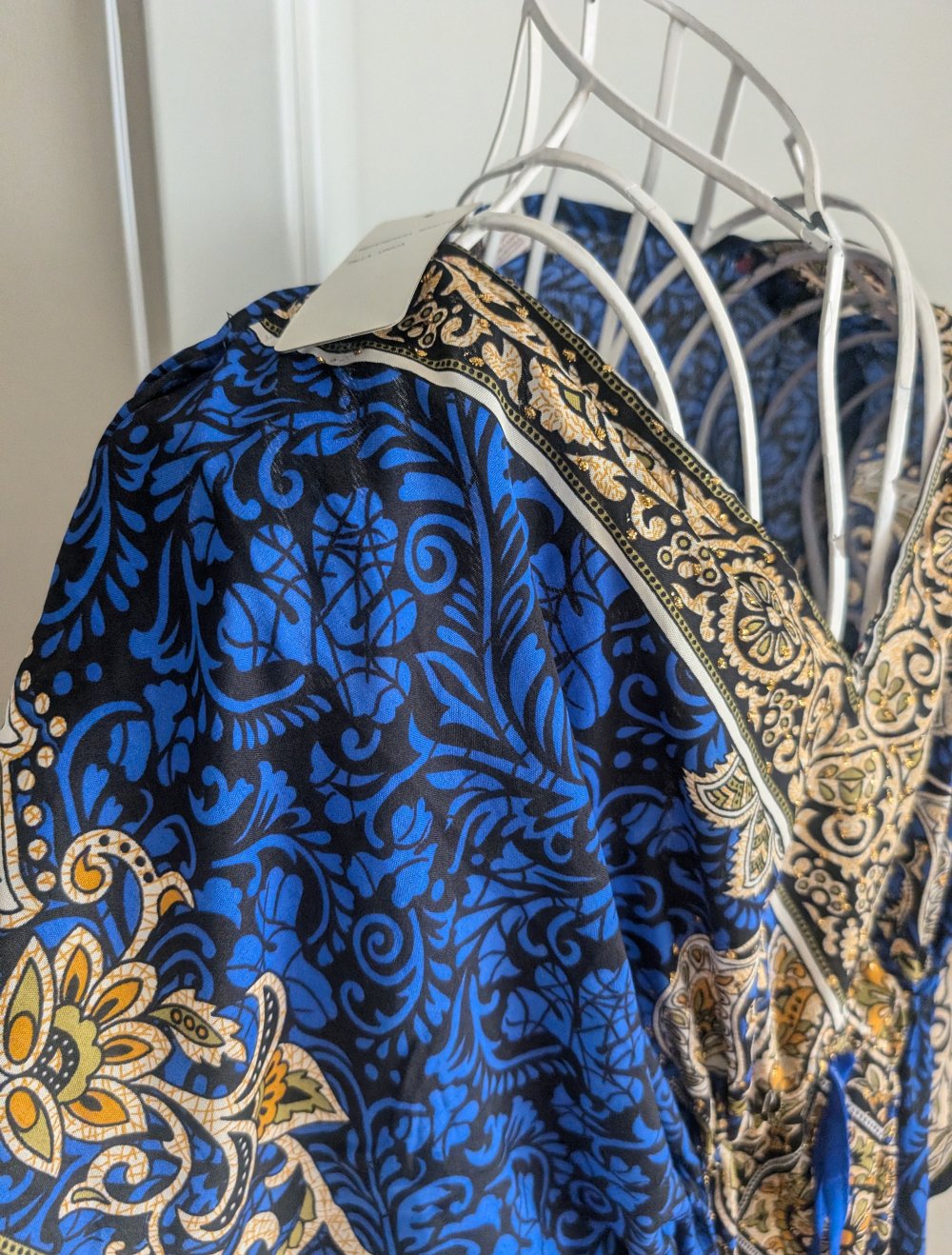blau goldene neue Tunika