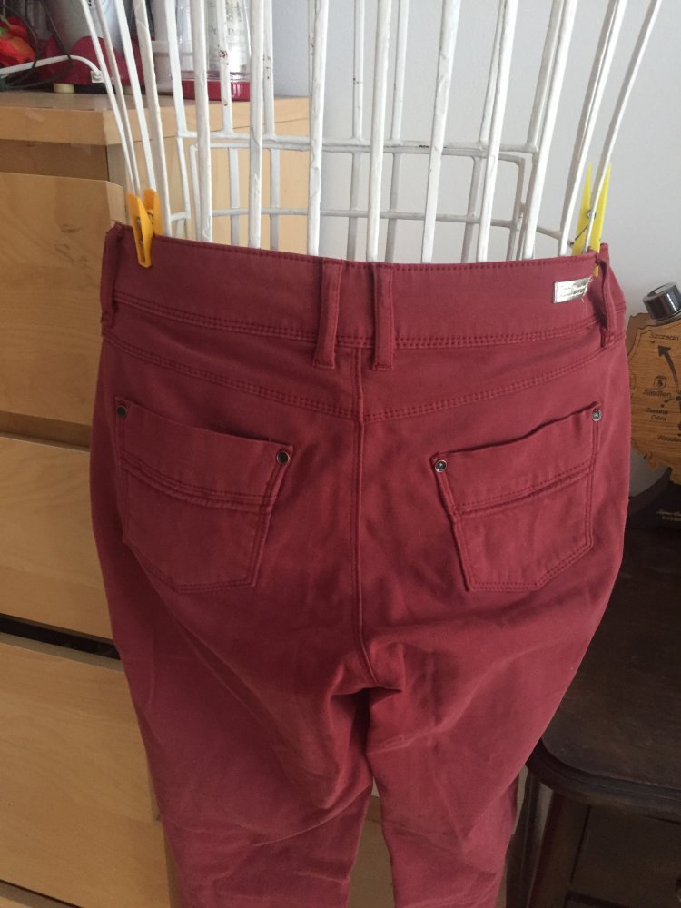 Rotbraune Hose 36