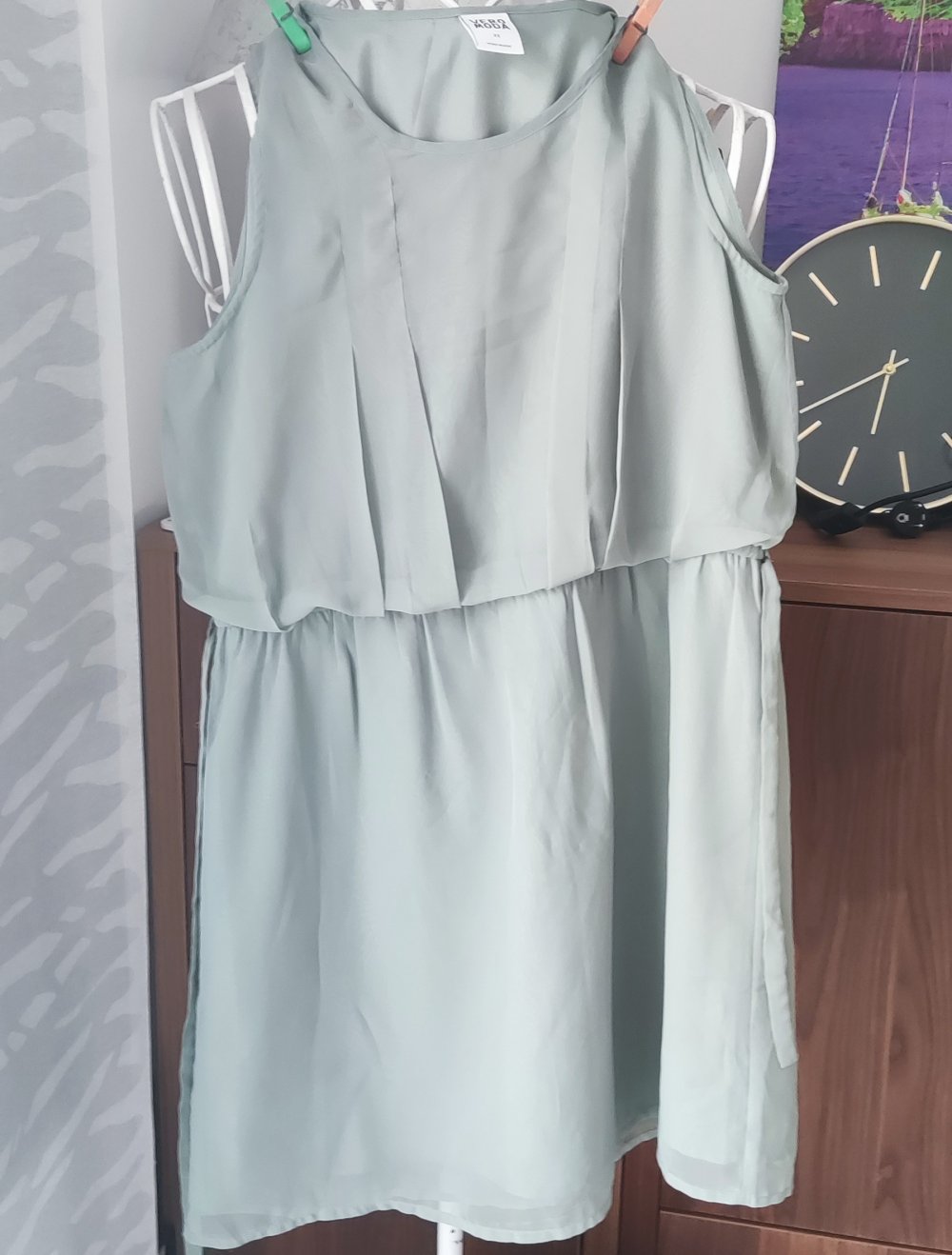 Salbei farbenes Sommerkleid Vero Moda XS