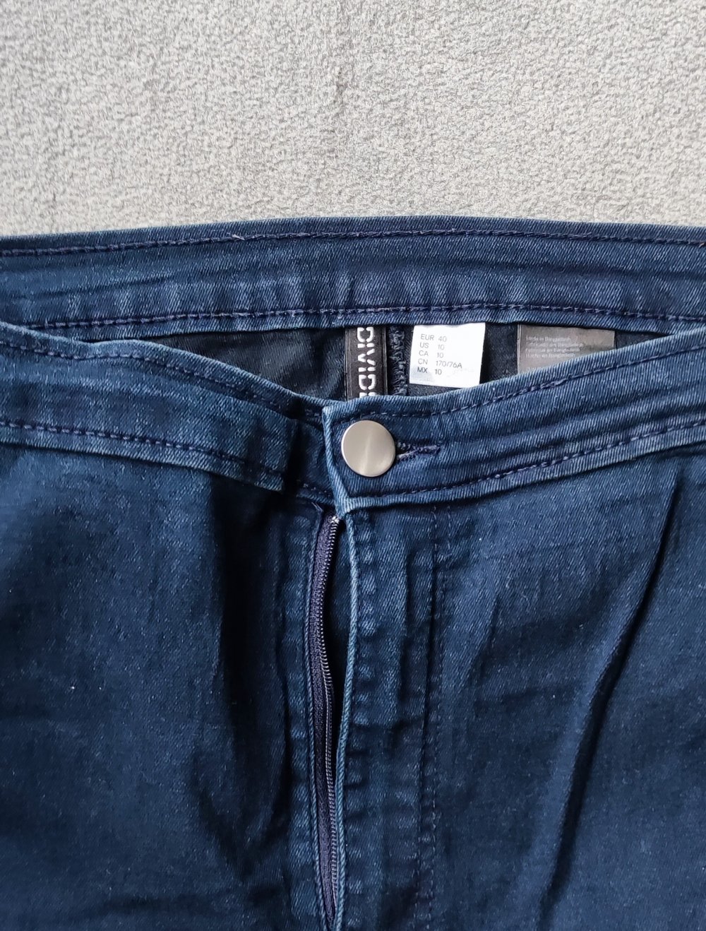 Dünne Jeans H&M Divided 40