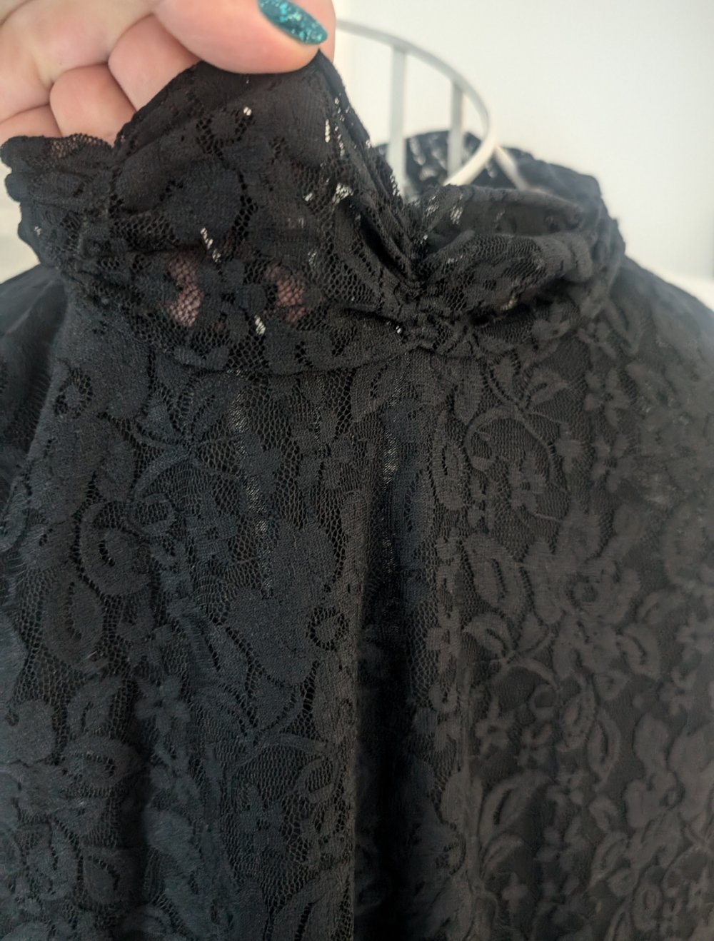 schwarzes Viskose-Shirt grösse 40 spitze