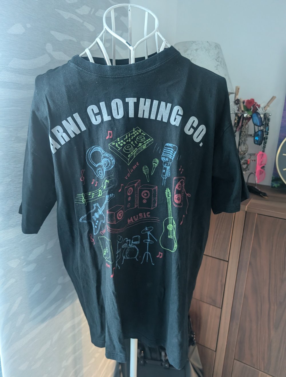 schwarzes Musikprint Shirt XL