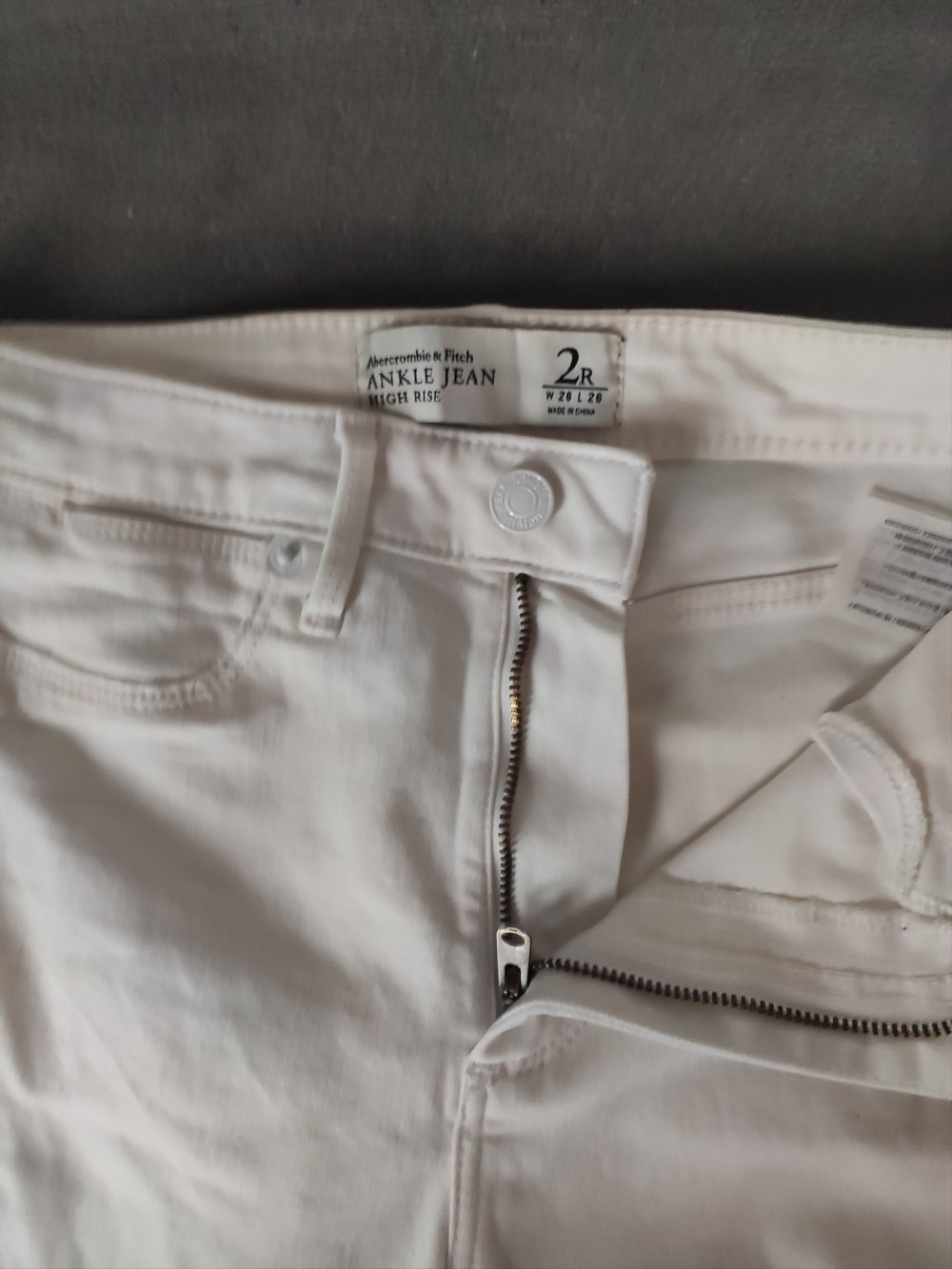 Abercrombie & Fitch Ankle Jeans 2R