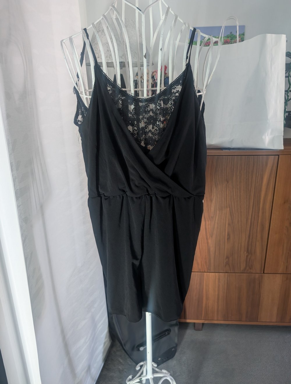 schwarzer kurzer Jumpsuit L H &M