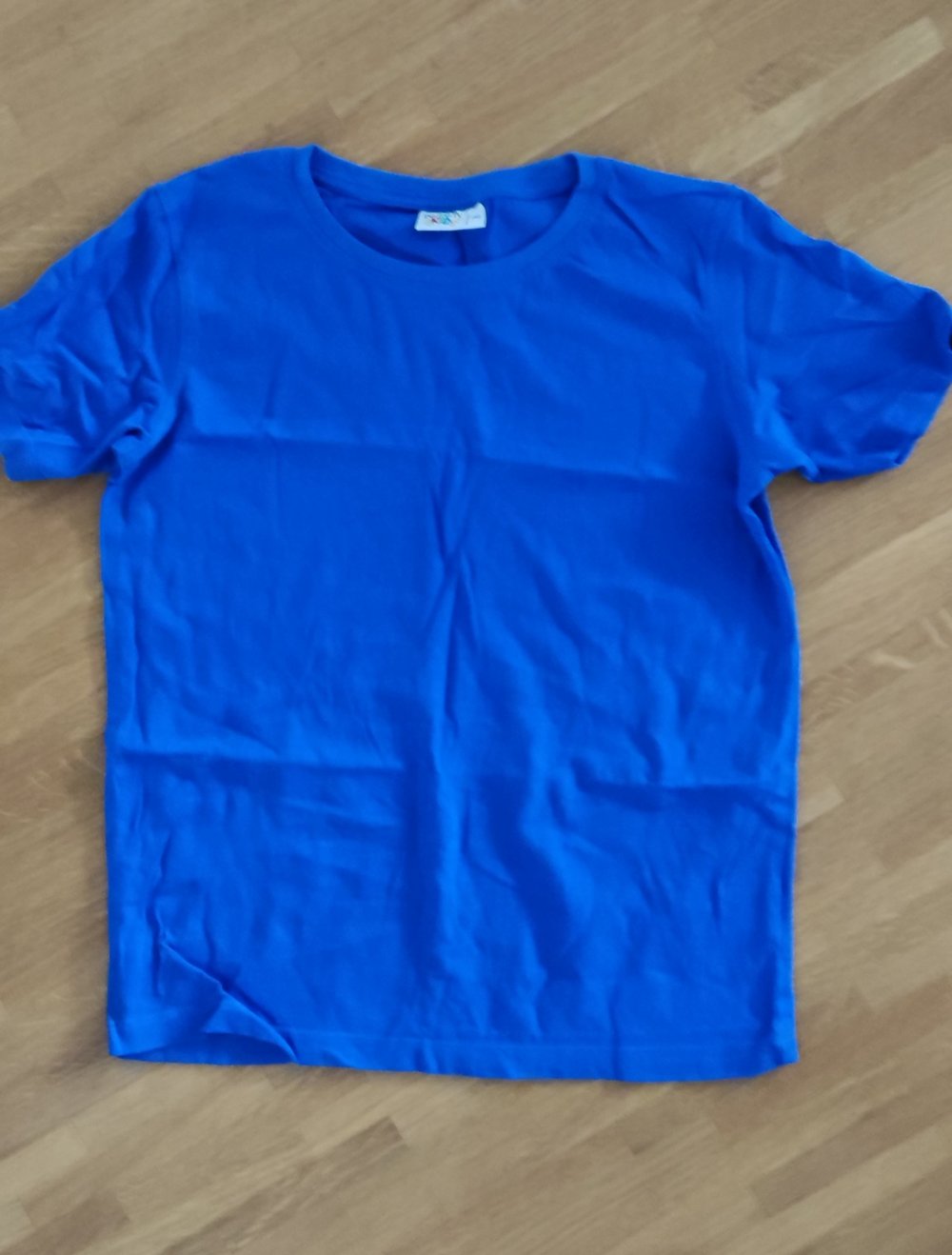 Blaues Kindershirt 140