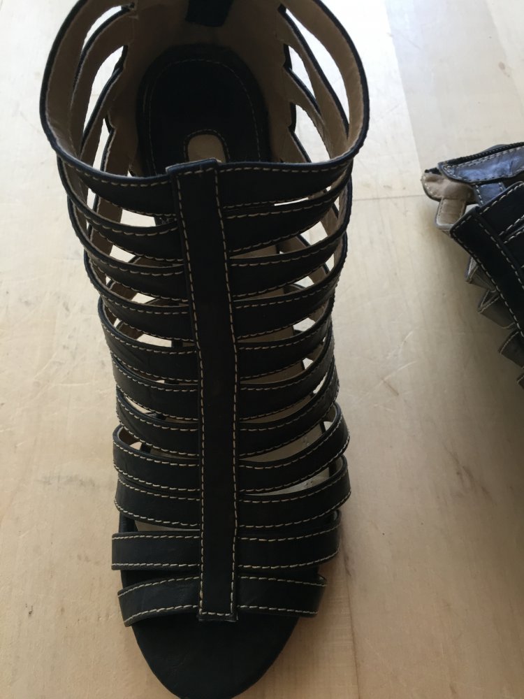 Riemchensandalen 39
